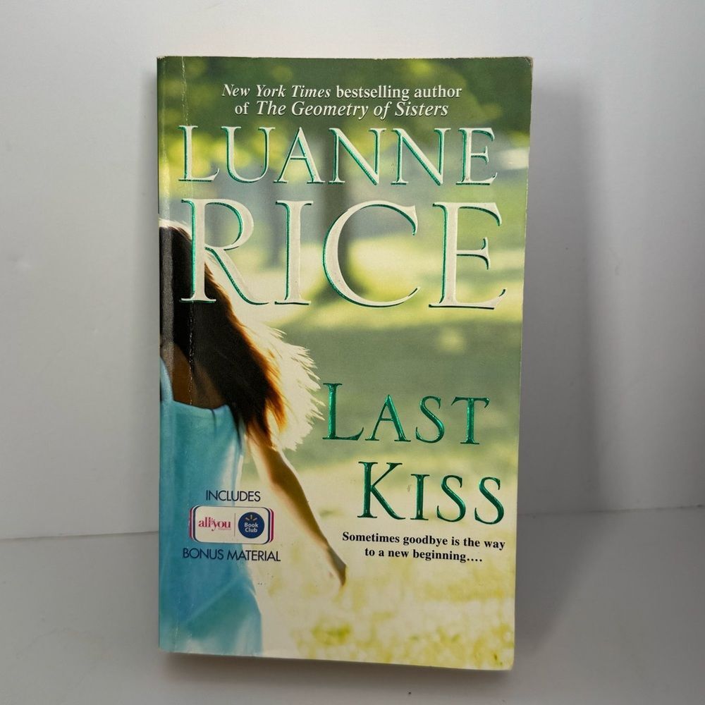 Last Kiss by Luanne Rice Paperback book
